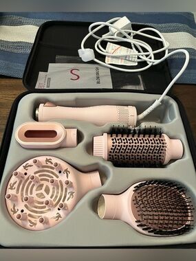 EUC Beachwaver Pink Blow Brush
